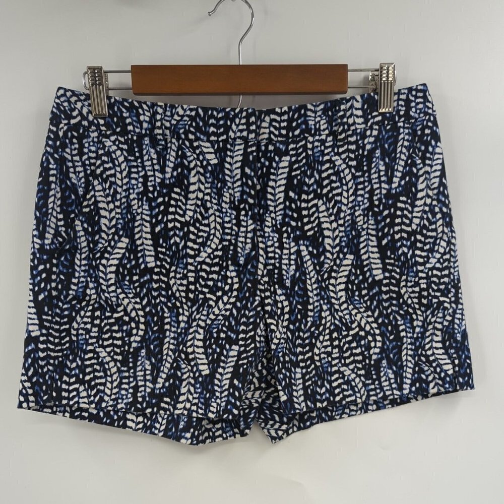 WHITE HOUSE BLACK MARKET Flat Front Shorts